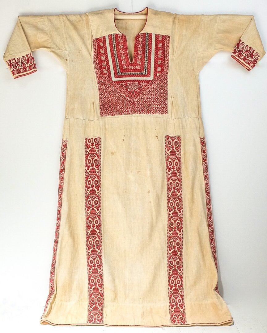 Traditional Hand-Embroidered Palestinian Dresses & Thobes